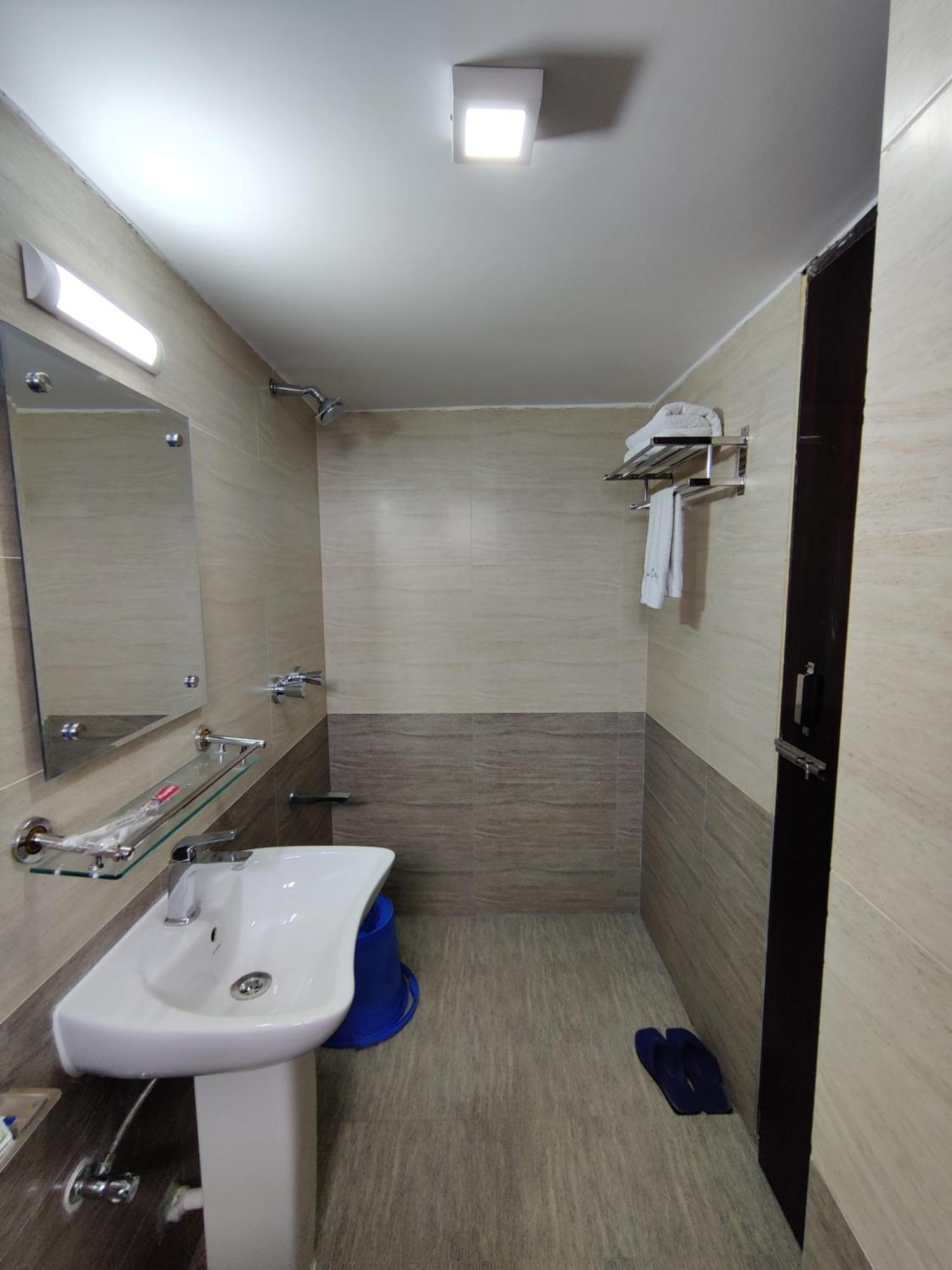 Hotel Sea Moon Cox's Bazar Εξωτερικό φωτογραφία